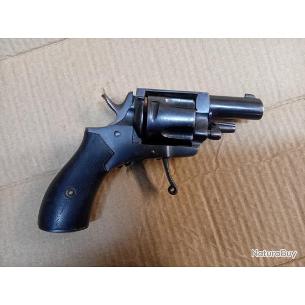 Bulldog cal 320 1e sans prix de rserve