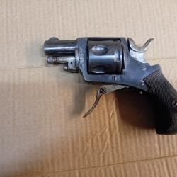 Bulldog cal 320 1e sans prix de réserve n2