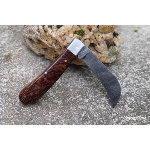 Beau Couteau Grand-Pre Vannier Lame Serpette Damas 128 Couches Manche Bois Fabrication Artisanale