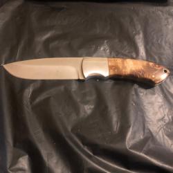 Poignard marque non communiqué