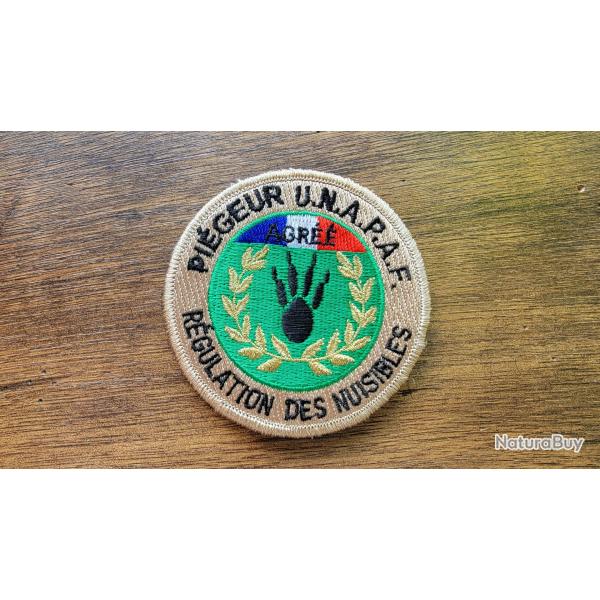 ECUSSON PI�GEUR AGR��