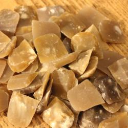 Lot de 10 silex blonds / pierres 1" pour règlementaires 1777, An IX, 1822 etc...