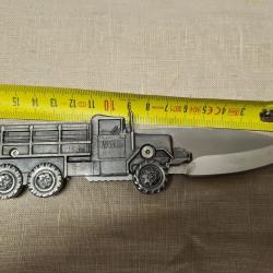 Couteau camion