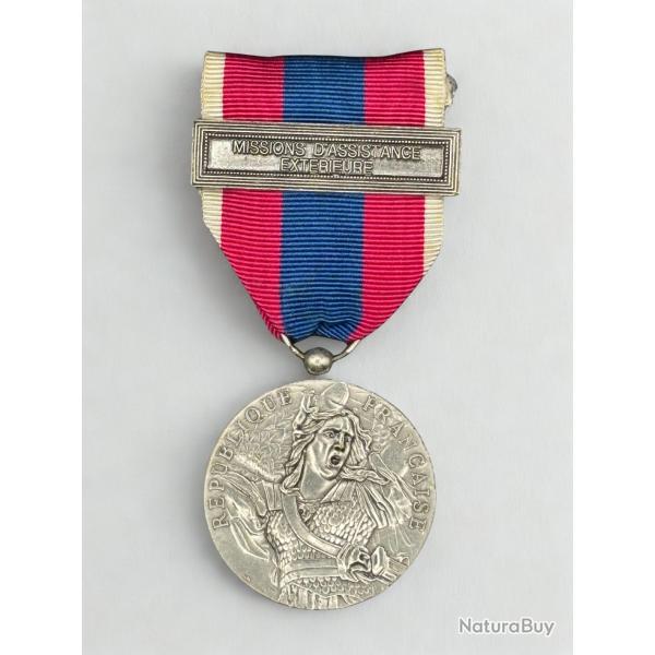 (18.026) M�daille de la D�fense Nationale - Argent - Agrafe MAE