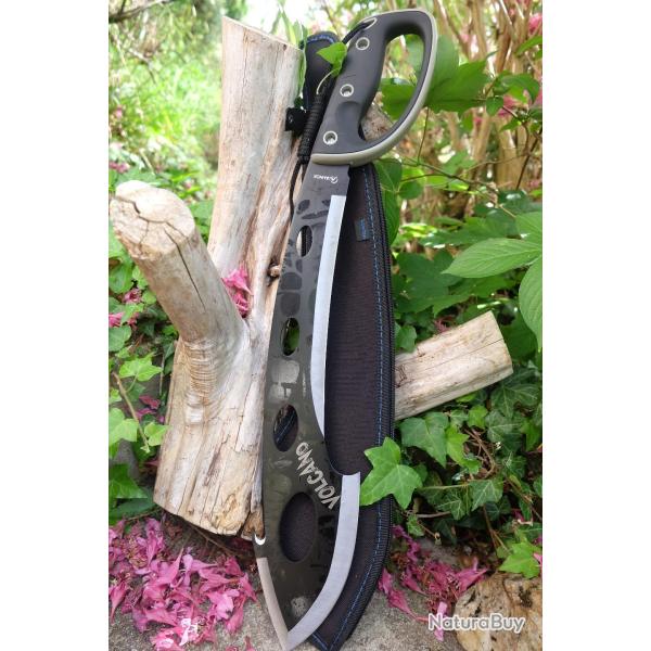 Machette VOLCANO Lame Acier Inox Manche Abs Etui Nylon L'Outil Indispensable pour l'Aventure 01