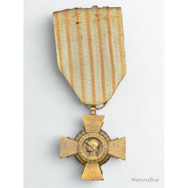 (15.010) Croix du combattant