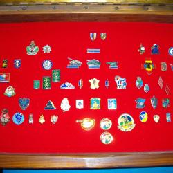 INSIGNES MILITAIRES