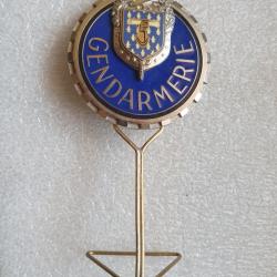 Ancienne plaque de poitrine en m&eacute;tal de la Gendarmerie d&eacute;partementale (99.1M)