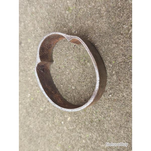 Grenadi�re de mousqueton Berthier SANS BATTANT DE BRETELLE