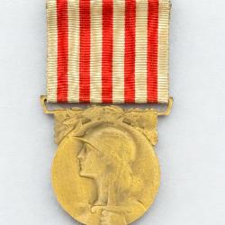 (93.003) M&eacute;daille comm&eacute;morative fran&ccedil;aise de la Grande Guerre