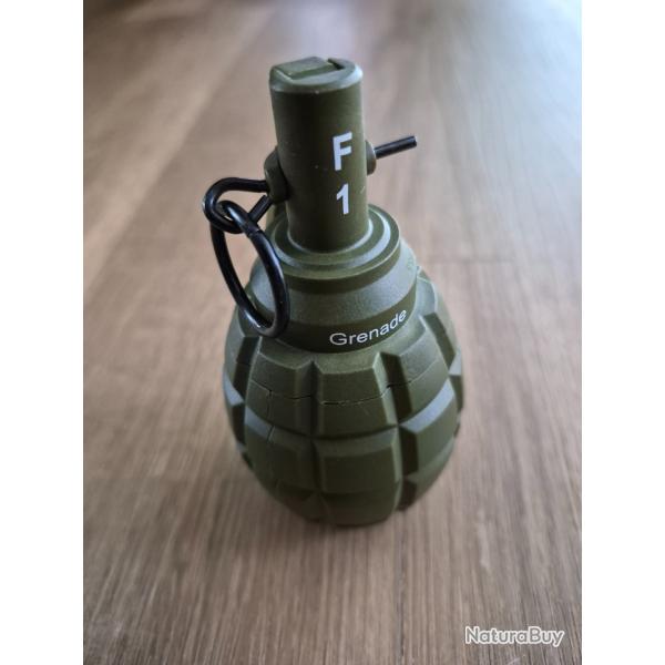 Grenade factice F1  ressort