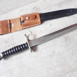W 97451 Baionnette Suisse FASS 57 Stgw 57 + porte fourreau en cuir