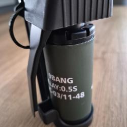 Grenade factice Flashbang avec support