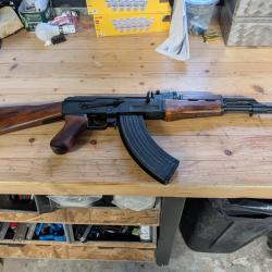 R&eacute;plique AK47 m&eacute;tal & bois - Fusil Kalashnikov d&eacute;coratif - Tr&egrave;s bel &eacute;tat