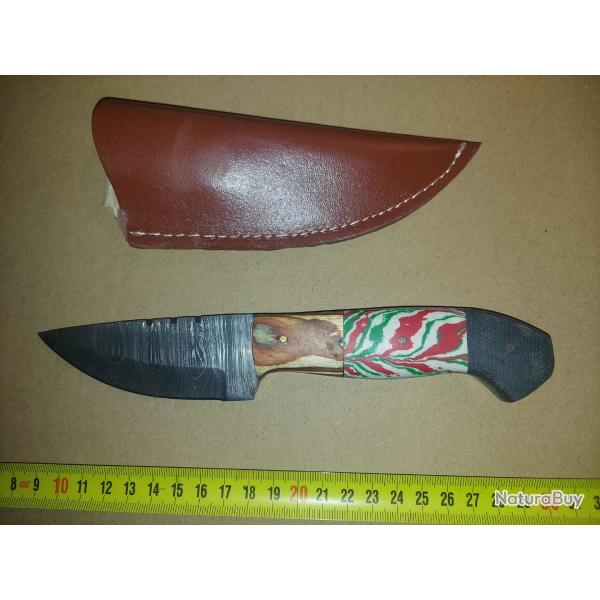 Skinner Couteau de Chasse Damas Lame 256 Couches Manche Bois/R�sine Fabric Artisanale Etui Cuir 01