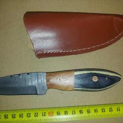 Couteau Skinner Damas Lame Drop Point Acier 256 Couches Manche 2 Bois Etui Cuir Fab Artisanale 001