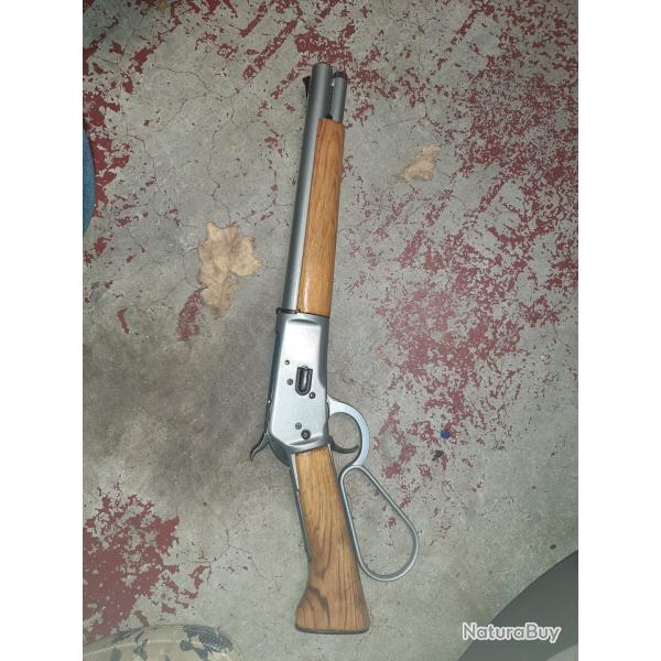 R�plique d�corative de la carabine � levier genre MARE'S Winchester Mod.92 1892 � canon sci�