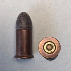 Une Rare cartouche  fabrication ancienne Gaupillat 9,6 x 15,8 R poudre noire noire petite amorce