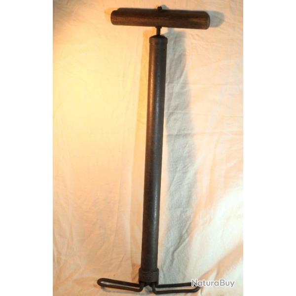 pompe pliante � pied avec code 3 lettres sans flexible AM24PMP001