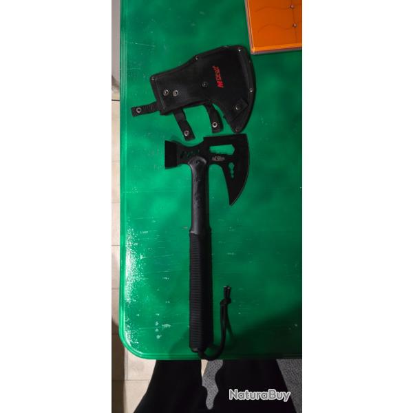 Hache Tactique de Camping M-Tech USA - Multi-Fonctions