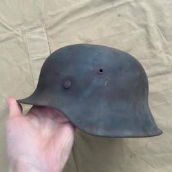 Casque allemand Modèle 42.