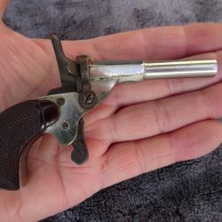 Superbe petit pistolet de cycliste