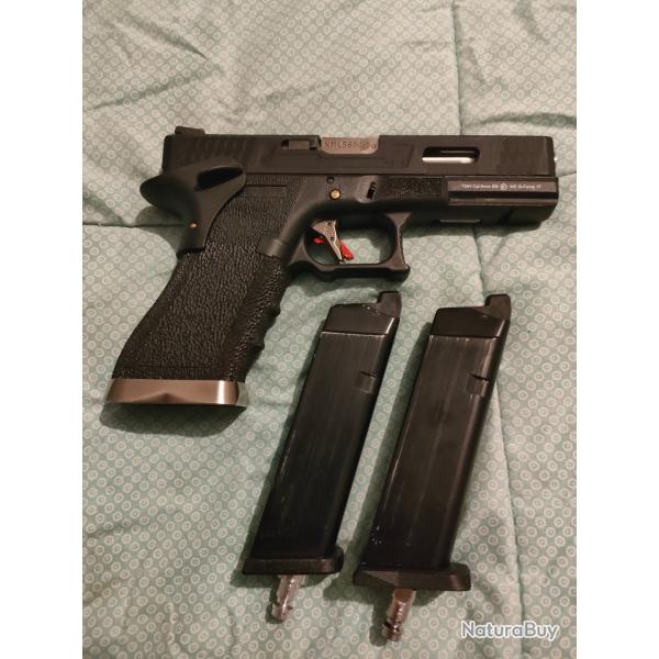 Glock WE Custum HPA avec ses accessoires