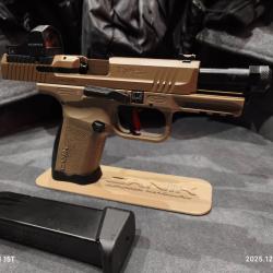 Cybergun CANIK TP9 Elite Combat + point rouge