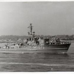 CPA - Marine de Guerre -GERMAN N.S. WETZLAR  MINEHUNTER " LINDAU "  CLASS- N&deg;4480