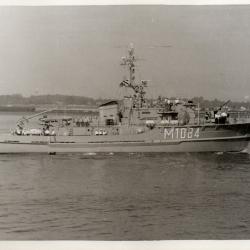 CPA - Marine de Guerre -GERMAN N.S.FLENSBURG  MINEHUNTER " LINDAU "  CLASS- N&deg;4481