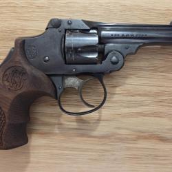 Plaquettes bois noyer Smith & Wesson Safety 32 (V2.2)
