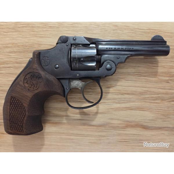 Plaquettes bois noyer Smith & Wesson Safety 32 (V2.2)