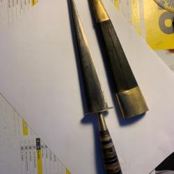 stylet corse ,manche stri&eacute;s et laiton , 29 cm