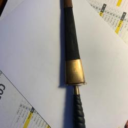 stylet corse , manche torsad&eacute; en corne noire  ,longueur 28 cm