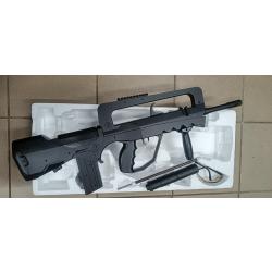 R&eacute;plique FAMAS double eagle M46 Airsoft
