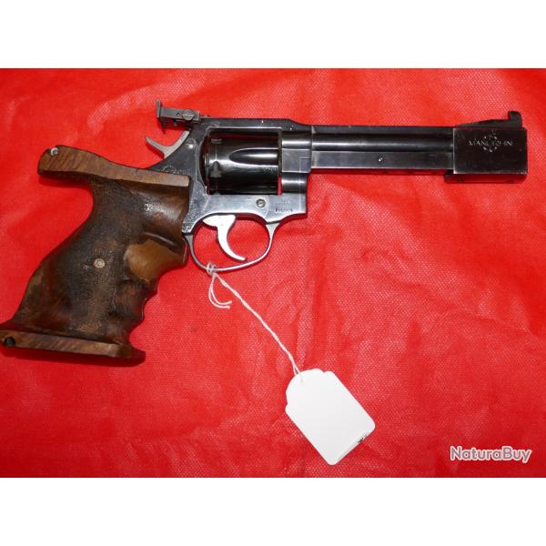Revolver MANURHIN MR 38 MATCH poign�e M de marque Alpha