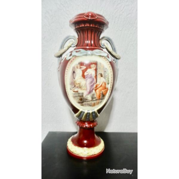 VASE PORCELAINE DECOR ANTIQUE