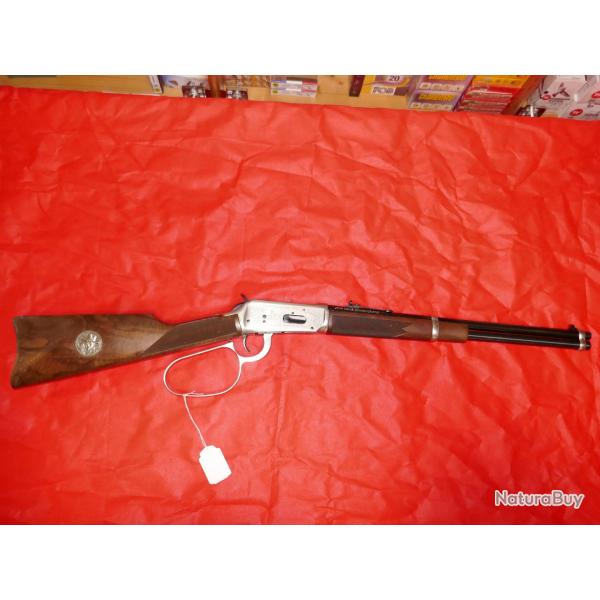 Carabine comm�morative Winchester John Wayne en 32-40 Win