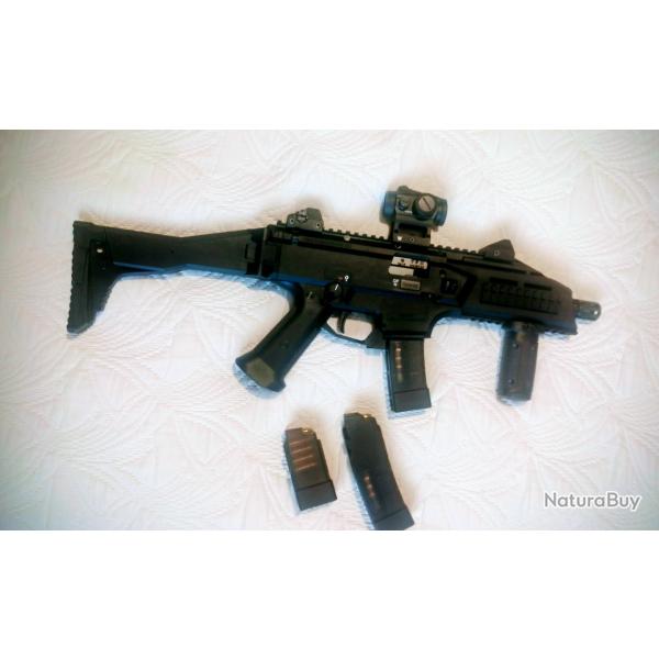 CZ Scorpion EVO 3 S1 9x19 avec Red Dot Crossfire 2 MOA et poign�e HFG + 3 chargeurs 2x20 1x10