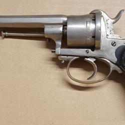 Revolver 9mm &agrave; broches a 1 � prix de d&eacute;part