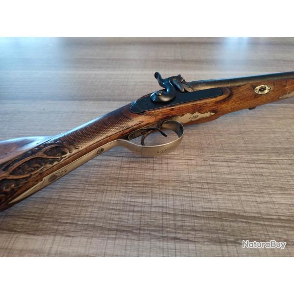 Fusil � piston sign� Repassin � Sainte Foy vers 1840 en maillechort crosse � la Fran�aise sculpt�e