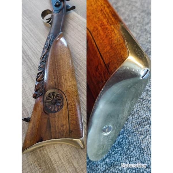 Fusil � piston sign� Repassin � Sainte Foy vers 1840 en maillechort crosse � la Fran�aise sculpt�e