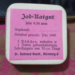 Pansements fil de souture WW2 job katgut