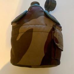 Gourde militaire