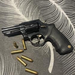 TAURUS model 82 - .38