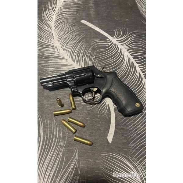 TAURUS model 82 - .38