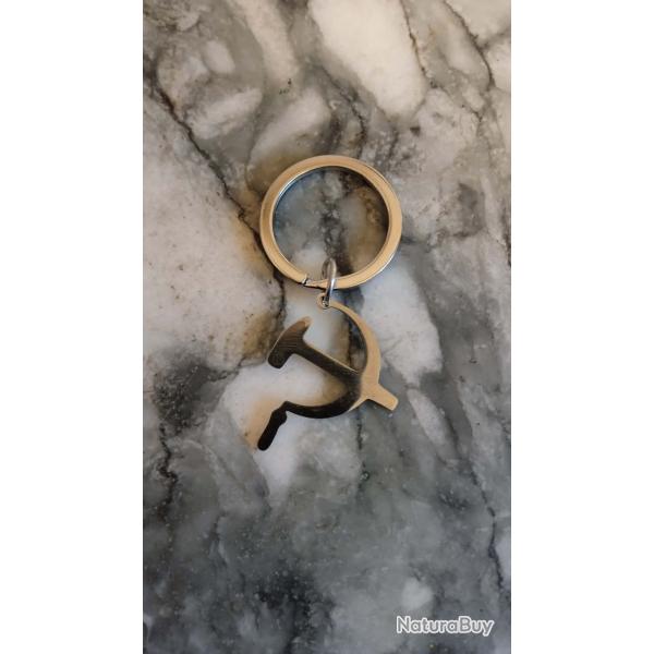 porte cl�s CCCP couleur argent en acier ENVOI OFFERT lettre verte