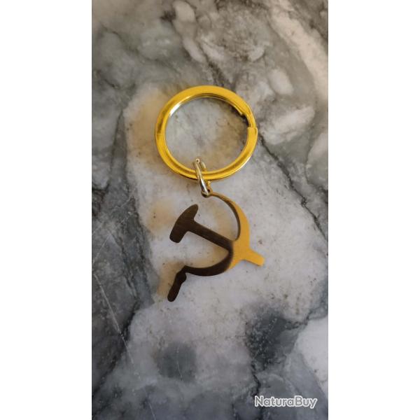 porte cl�s CCCP couleur or en acier ENVOI OFFERT lettre verte