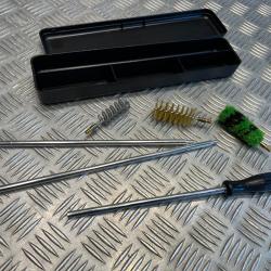 Boite avec baguette acier inox + 3 brosses pour nettoyage cal12 ou 16 et 20