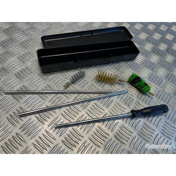 Boite avec baguette acier inox + 3 brosses pour nettoyage cal12 ou 16 et 20